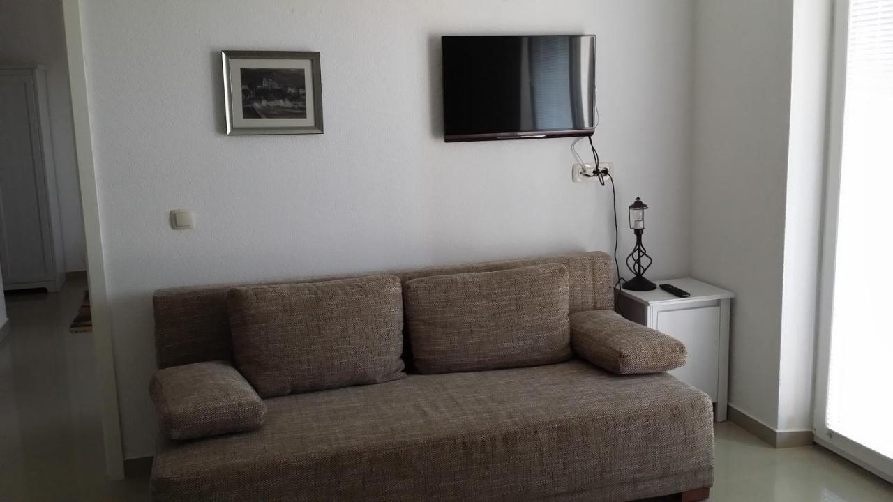 Apartments Lucija Brela Esterno foto